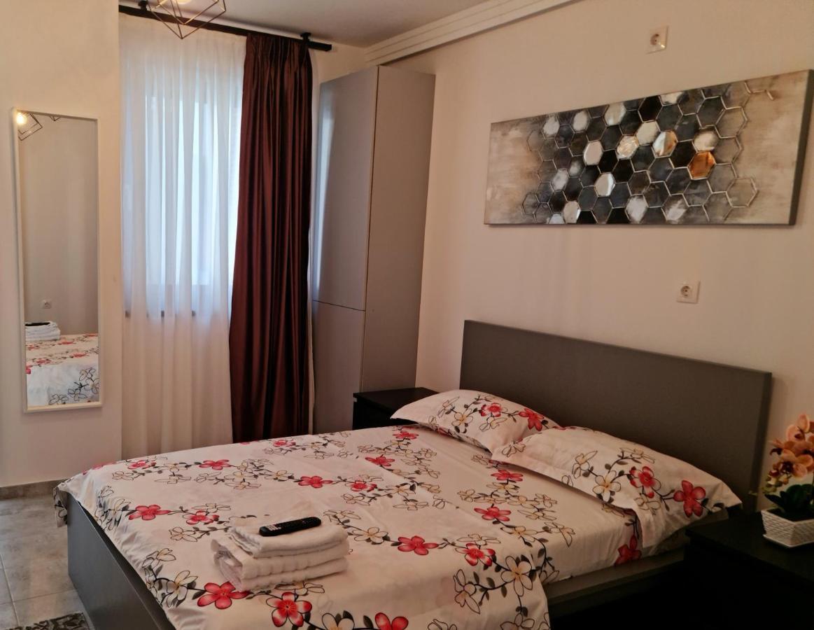 Apartament E'Special No3 อัลบายูเลีย ภายนอก รูปภาพ